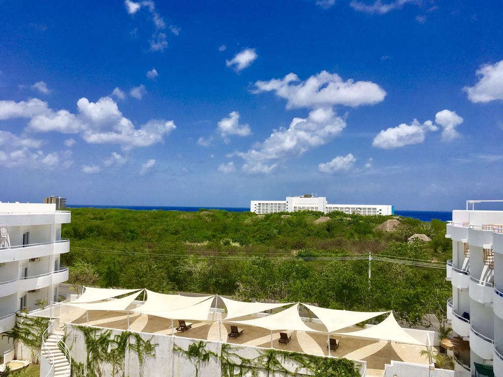 Apartment Suites 412 *