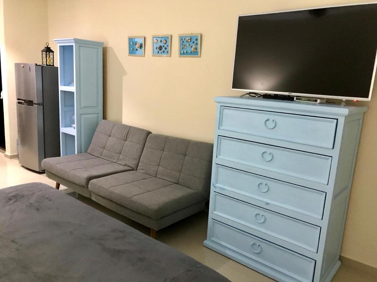 Apartment Suites 412 *
